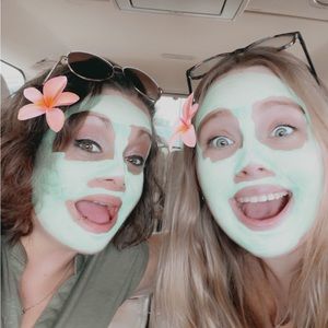 Meet your Posher, Shelby